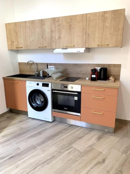 Appartement Secteur Gare Et Place De La Comedie, Wifi & Climatisation Montpellier Exterior photo
